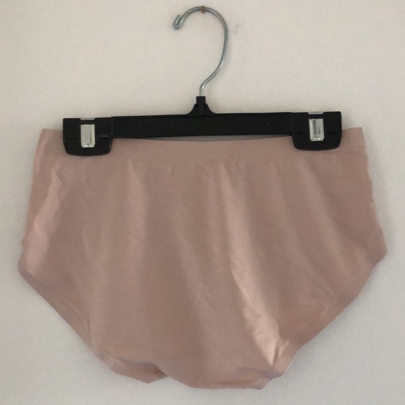 Silk Maison Seamless Nude Underwear - Picture 11 of 11